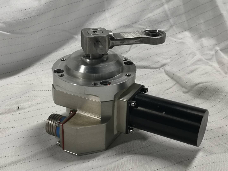Tail rotor servo